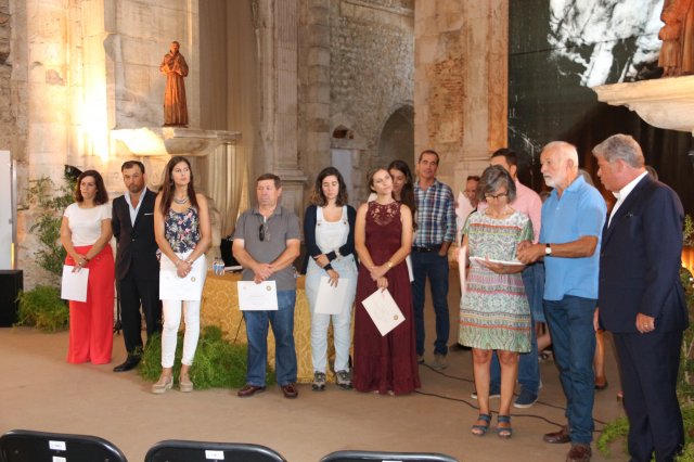 projeto escola com livros 093